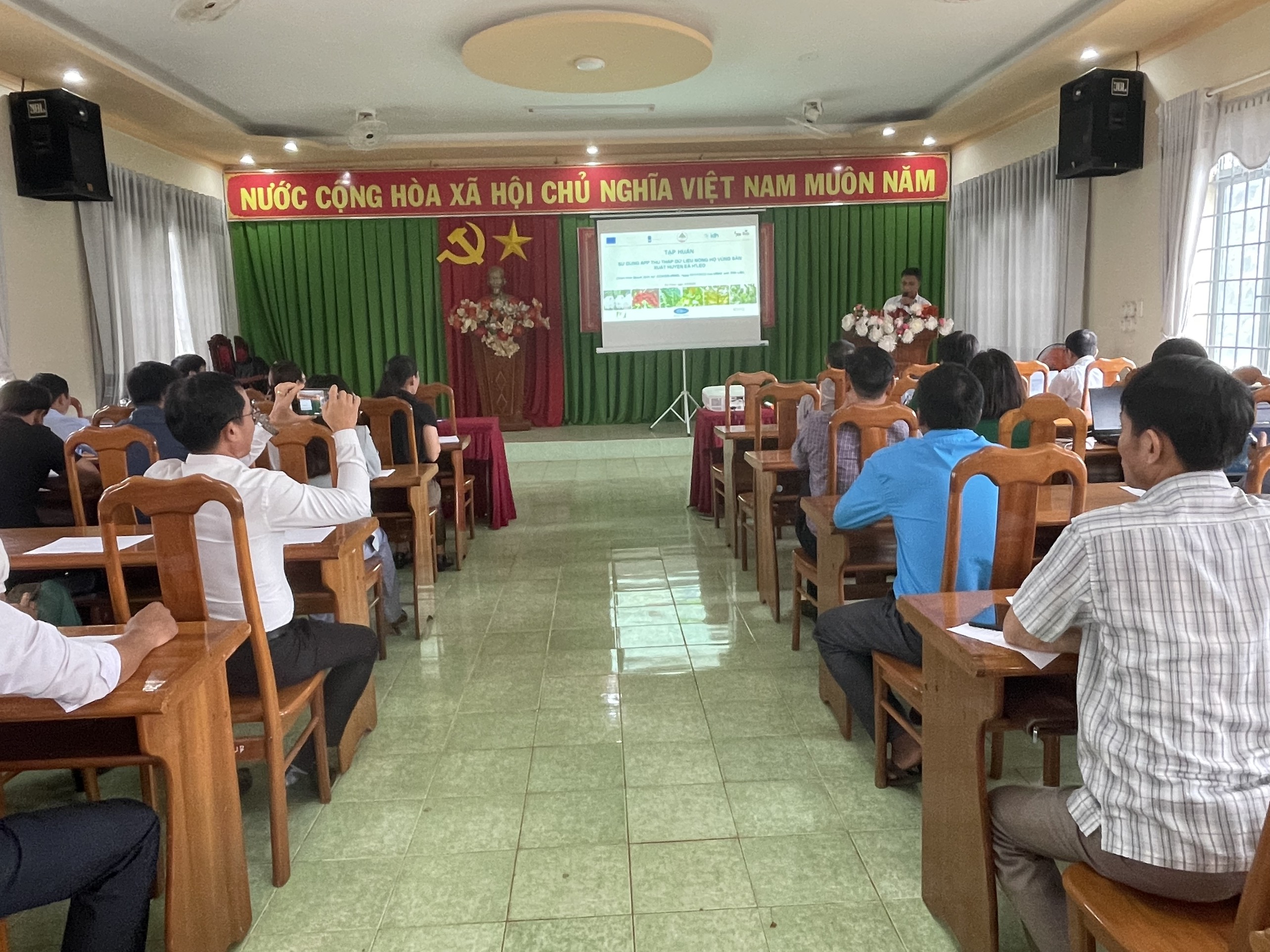Tập huấn sử dụng ứng dụng thu thập dữ liệu nông hộ sản xuất đáp ứng quy định EUDR